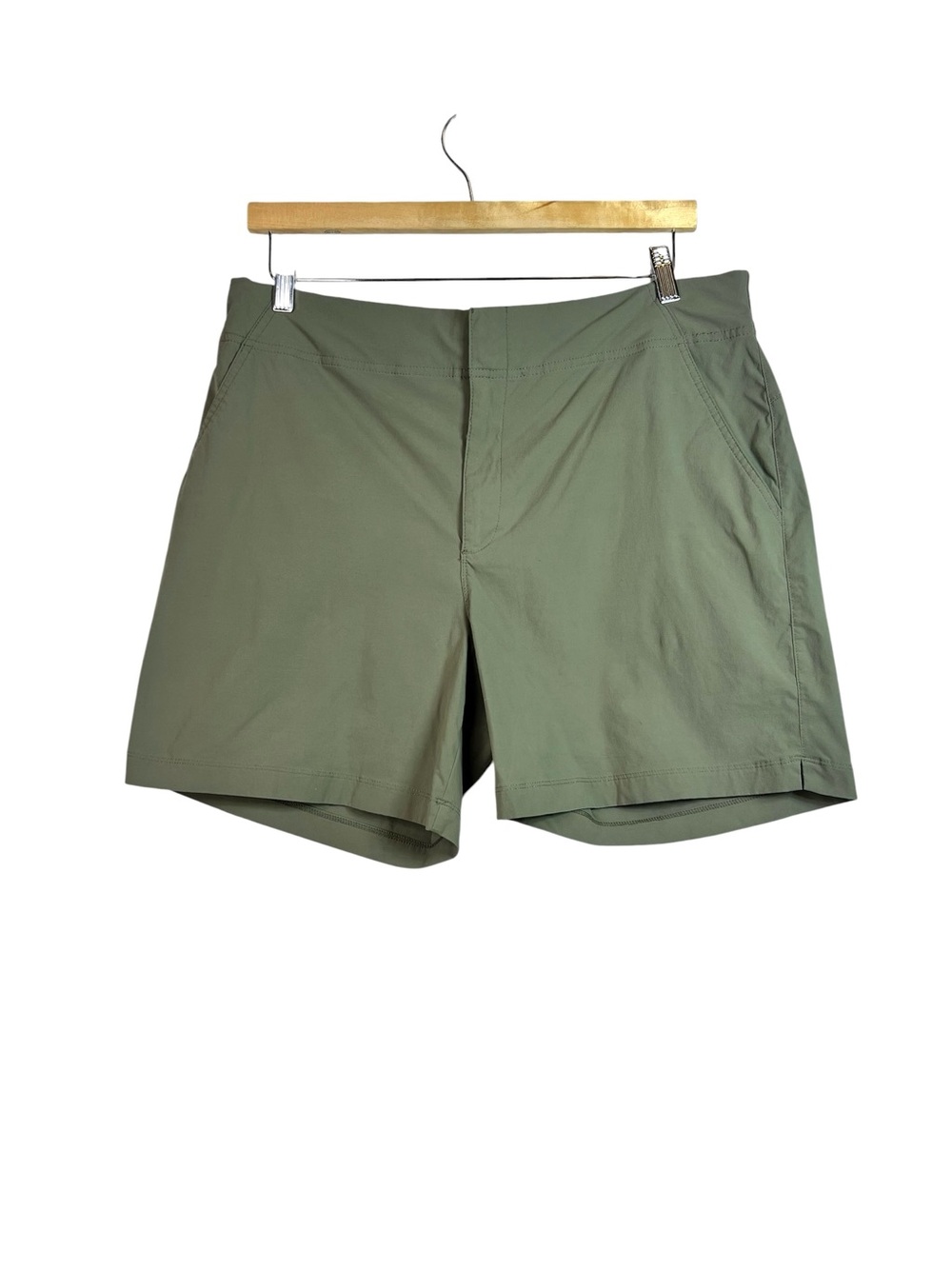 Columbia Shorts Womens Green Climber Canyon Omni-Shade Outdoor Hiking Size 16